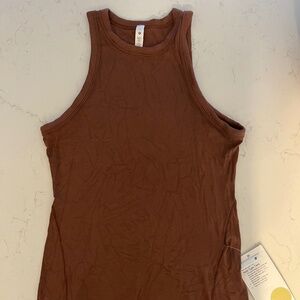 NWT Lululemon Hold Tight Tank (brown)